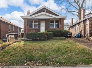 112 Evans Ln, Saint Louis, MO 63121