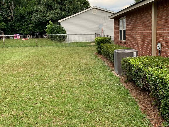 3rd image of 435 Edisto Dr