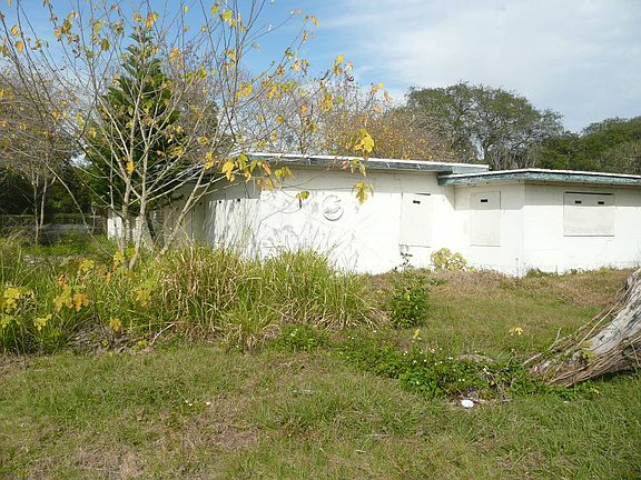 3rd image of 5411 N 46th St