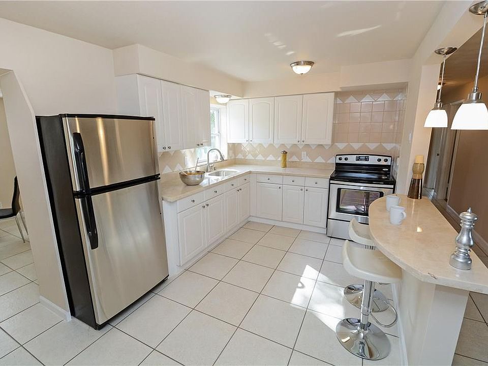 1st image of 4443 SW 49th Ct
