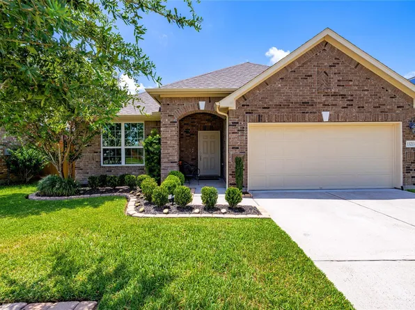 13213 Anchor Isle Ct, Texas City, TX 77568