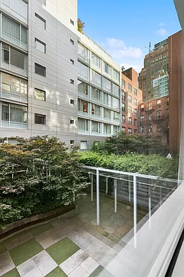 Sold by Douglas Elliman | media 15