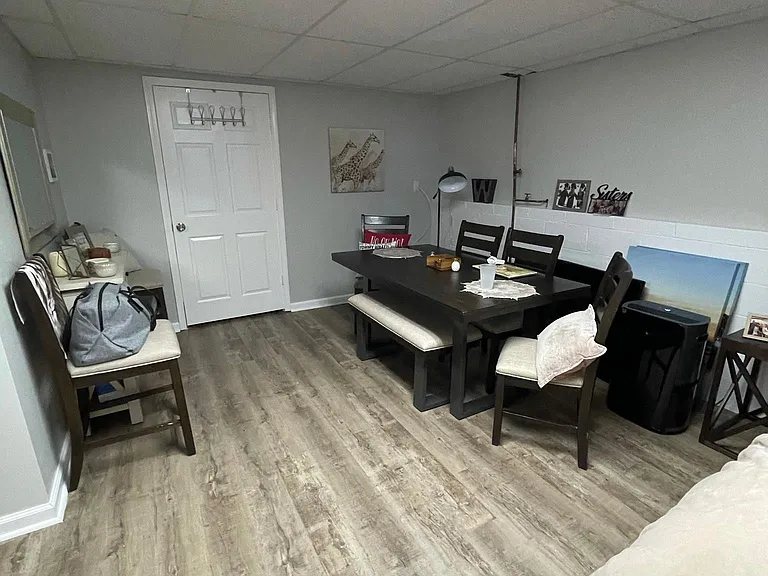195 N Etowah Dr #B — Photo 6