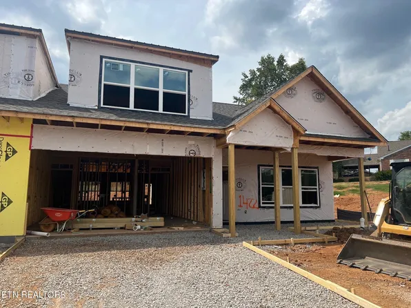 1422 Summer Meadow Dr, Powell, TN 37849