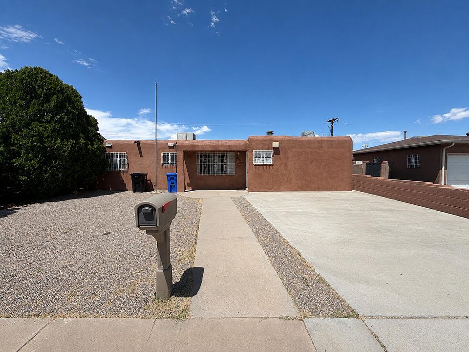 1st image of 3213 Ortiz Dr NE