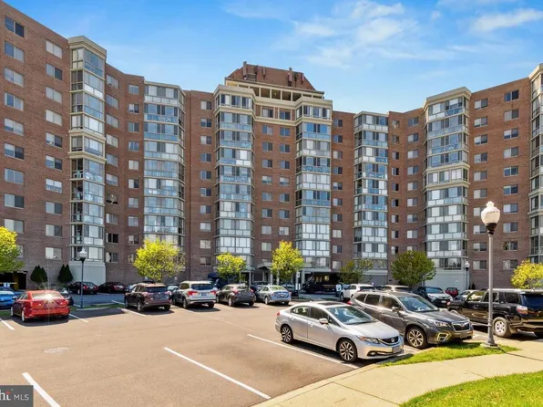 3200 N Leisure World Blvd APT 918, Silver Spring, MD 20906