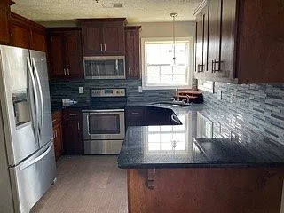 1351 Freedom Dr — Photo 15