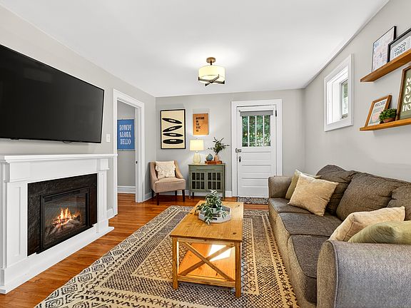 2nd image of 4146 Burgen Ave