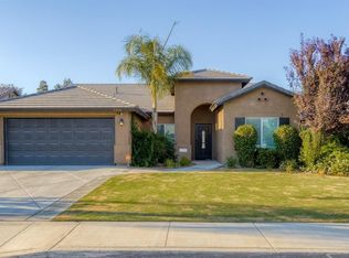 10308 Pepperwood Dr, Bakersfield, CA