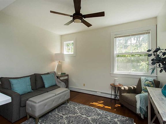 2nd image of 130 Regent St APT 4