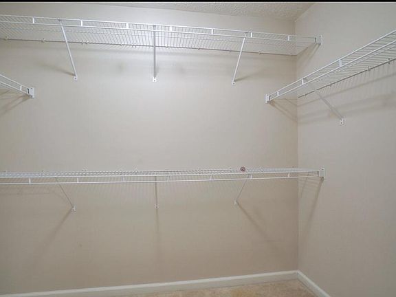 2nd image of 1812 Saint Andrews Dr