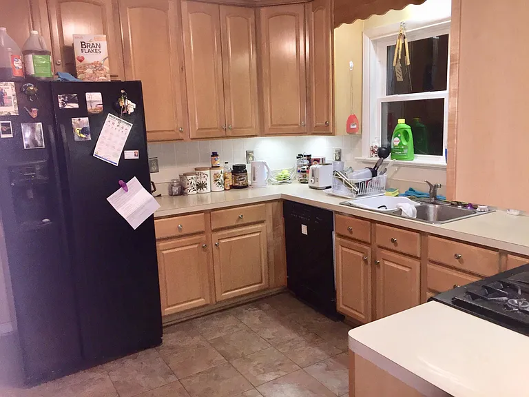 3537 Grandview Dr — Photo 8