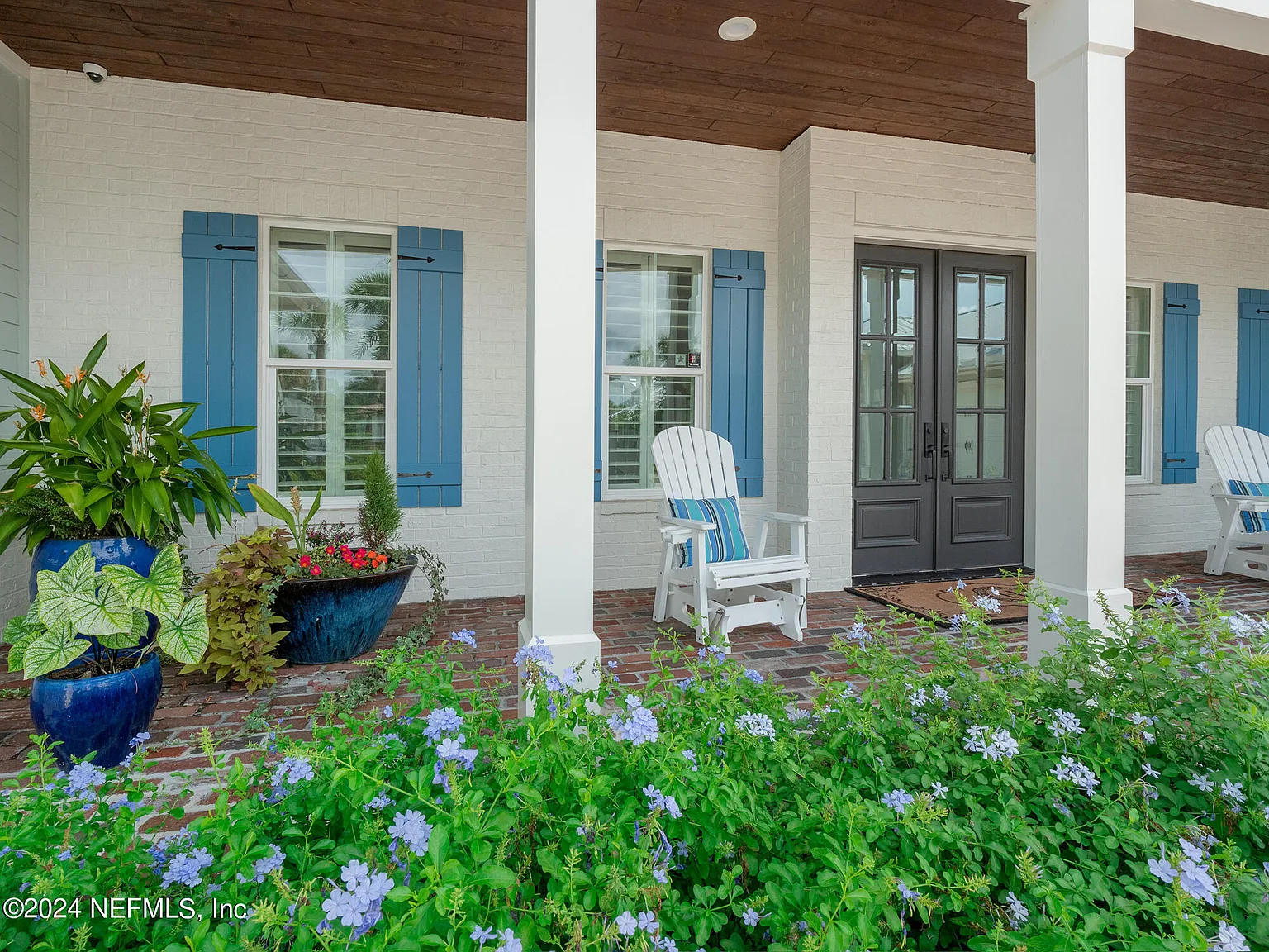 6 bed, 7.0 bath, 4696 sqft, $27,500 — Photo 3
