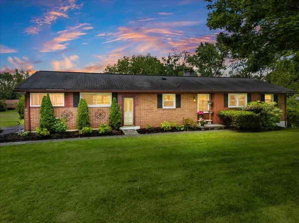 5496 Stuart St, Dublin, VA 24084