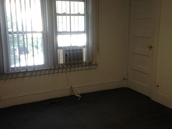 5th image of 107 Bay Street