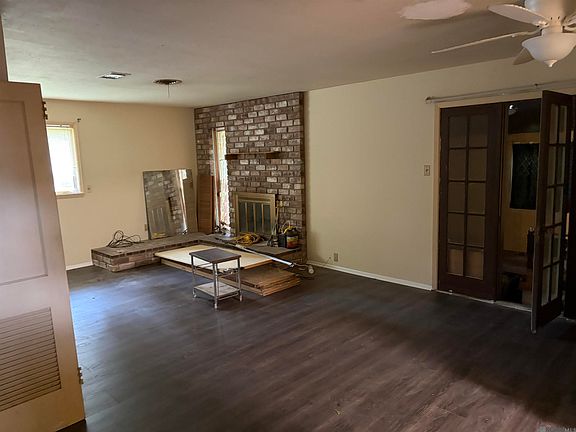 4th image of 1922 Ormandy Dr