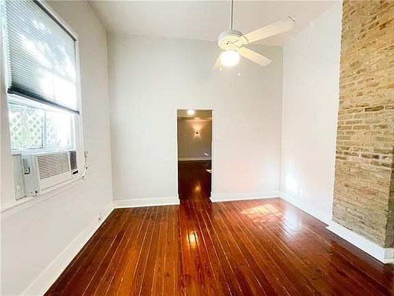 5th image of 2224 Royal St #B