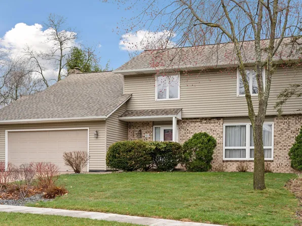 93 Maryknoll Dr, Stillwater, MN 55082