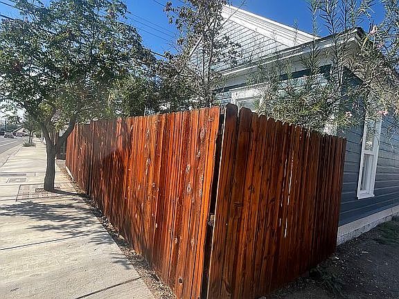 3rd image of 413 Lead Ave SE