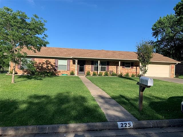1st image of 225 Jill Ln