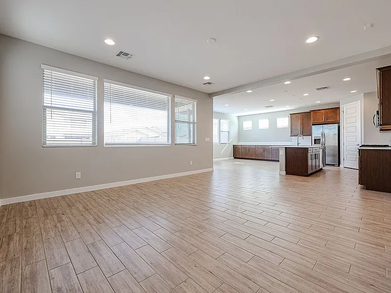 9132 W Glenrosa Ave — Photo 12