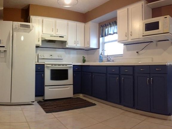 2nd image of 11202 Russell Dr