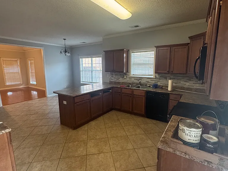 5787 Savannah Pkwy — Photo 9