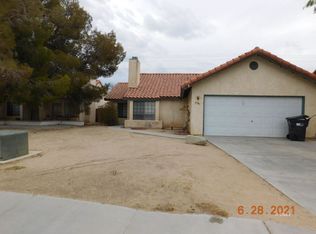 636 La Paloma St, Ridgecrest, CA 93555