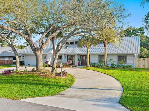 8422 SE Quail Ridge Way, Hobe Sound, FL 33455