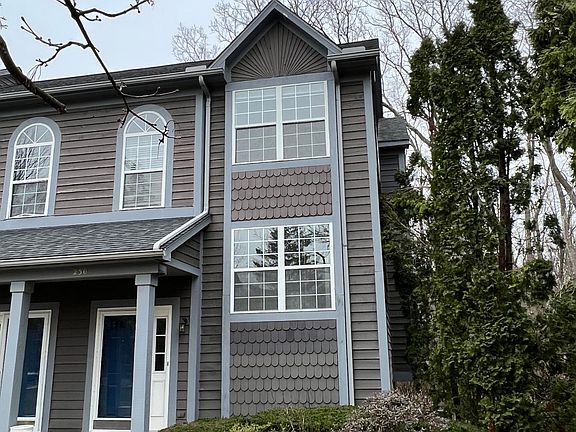2nd image of 250 Lyn Anne Ct