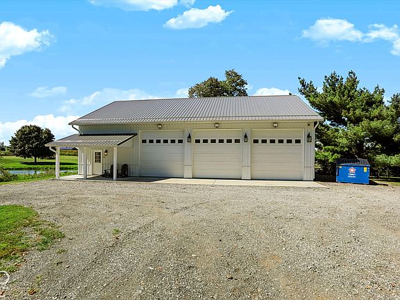 2nd image of 3384 S Mullinix Rd