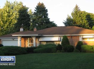 6745 Fairview Ave, Downers Grove, IL 60516