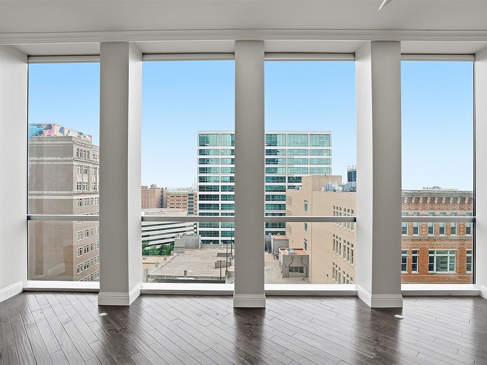1st image of 500 Throckmorton St APT 1605