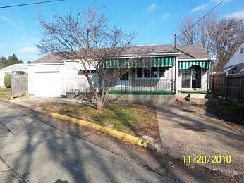 1st image of 8 Stella Ct
