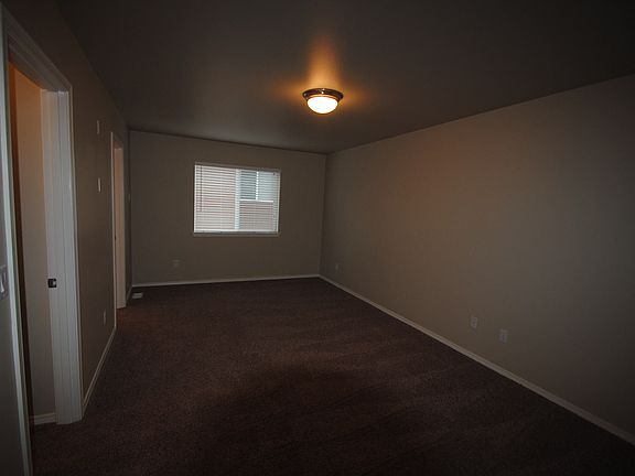 4th image of 8530 137th Street Ct E