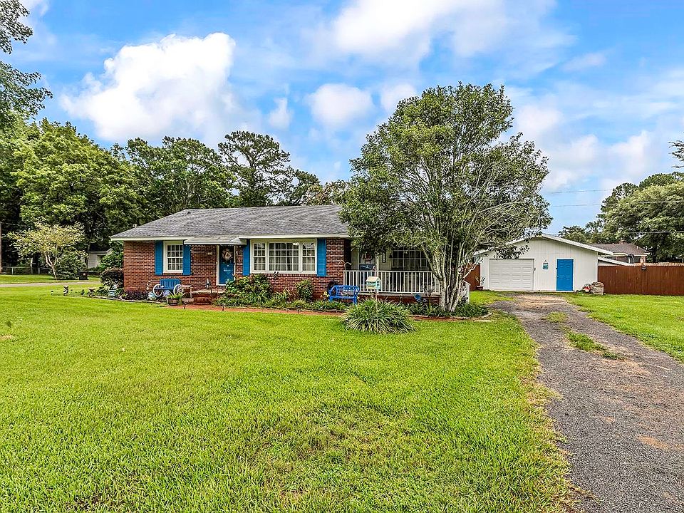 1st image of 2048 Seitter St.