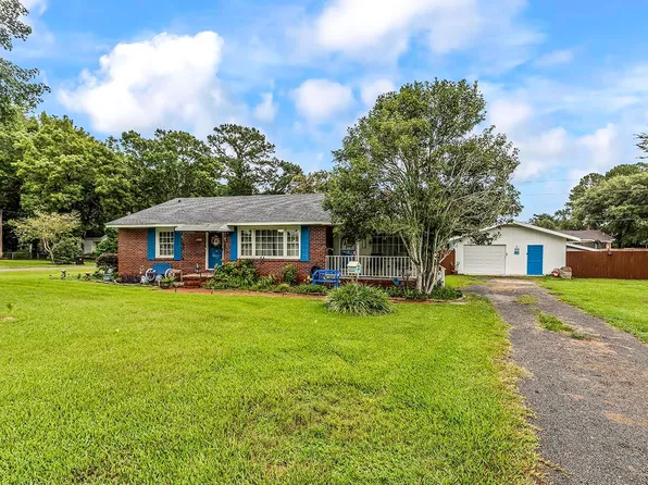 2048 Seitter St., Georgetown, SC 29440