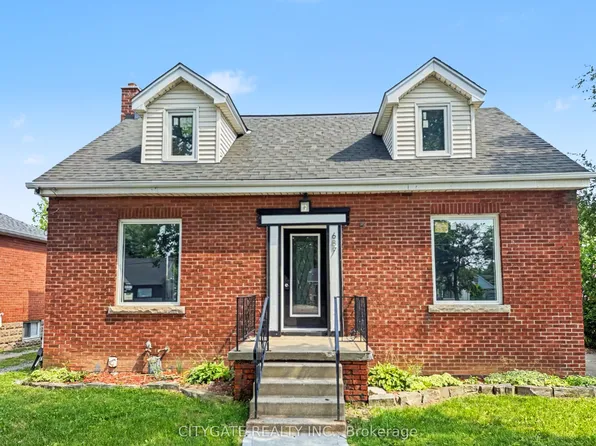 687 Upper James St, Hamilton, ON L9C 2Z4