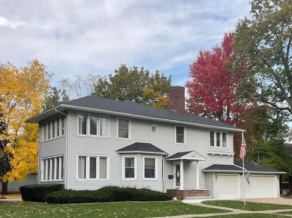 616 NW 4th Ave, Galva, IL 61434