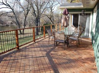 2810 Cottage Row Rd, Cedar Falls, IA 50613