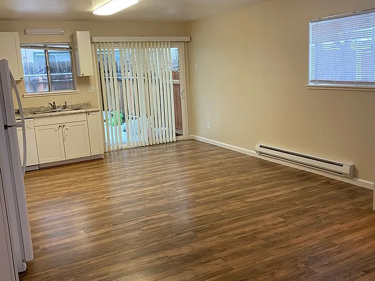 335 Cedar St — Photo 2