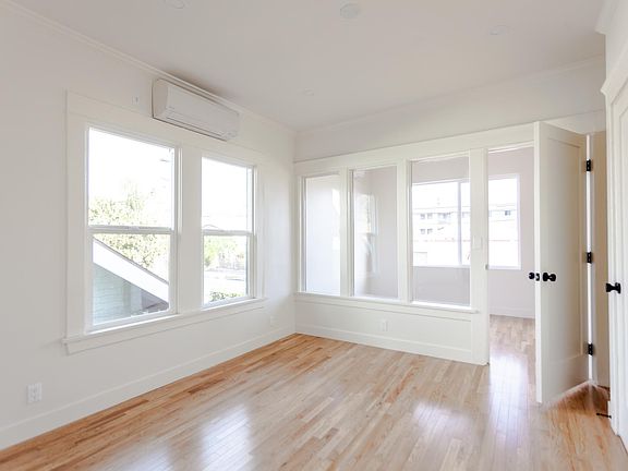 Living area to 2nd bedroom/office