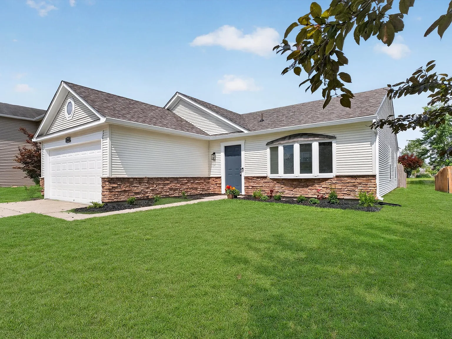 3 bed, 1505 sqft, $1,850 — Photo 2