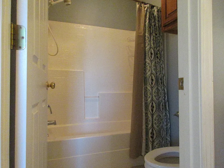 601 Brushwood Dr — Photo 7