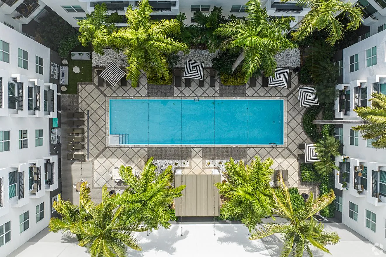 ARIUM at Pompano Beach — Photo 1