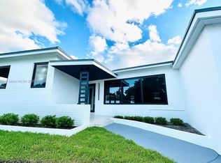 20 NE 135th St, North Miami, FL 33161
