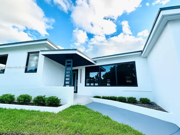 20 NE 135th St, North Miami, FL 33161