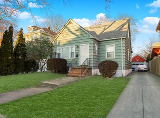 17 Coddington Ave, Staten Island, NY 10306