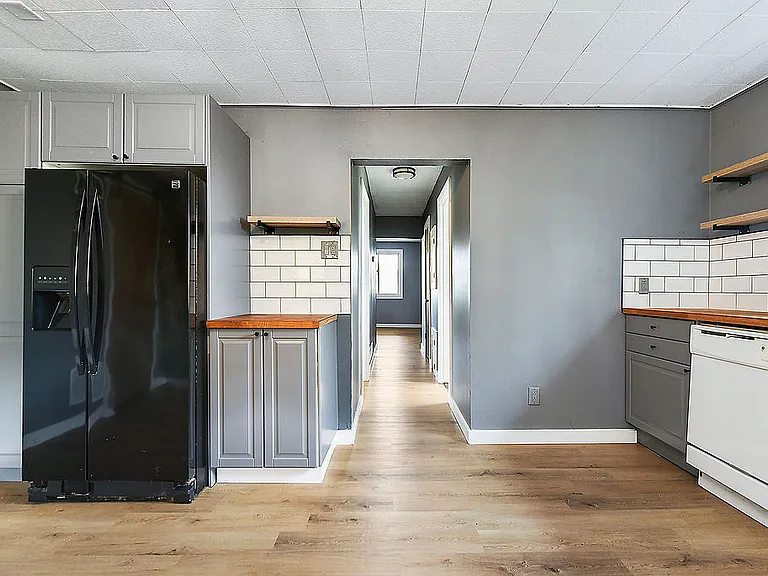 220 W 9th Ave #3 — Photo 8