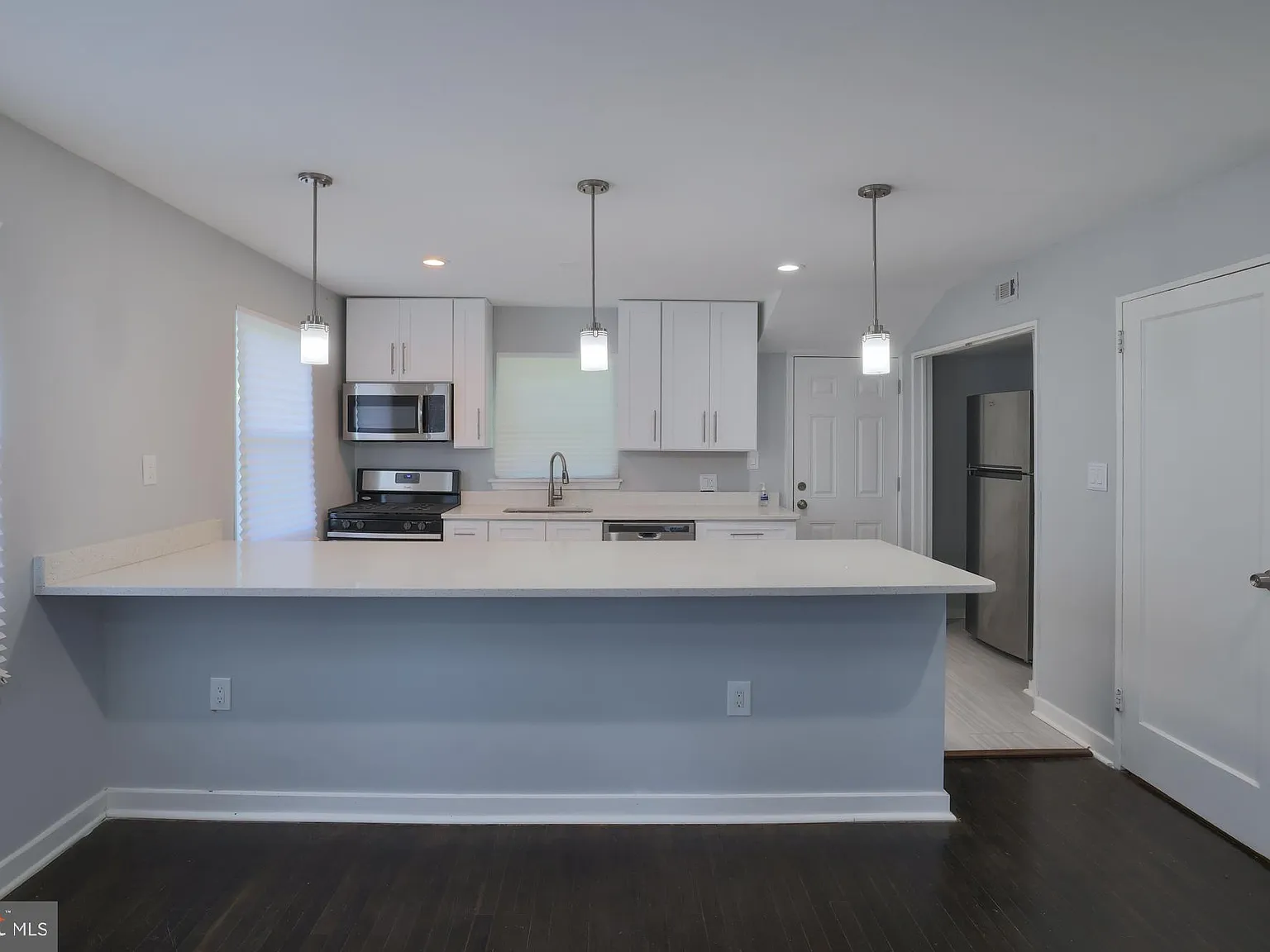 4 bed, 1152 sqft, $2,750 — Photo 3